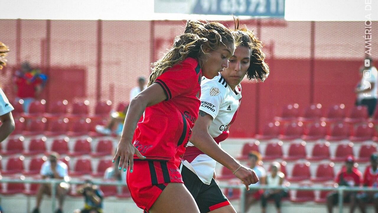 América Femenino enfrentó a River Plate en suelo español.