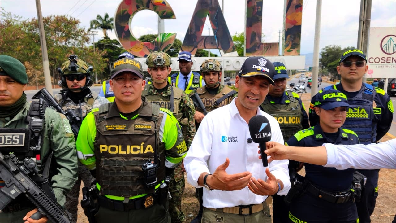 Cali cuenta con un despliegue de capacidades especiales que incluye drones, sistemas antidrones y aeronaves de reconocimiento permanente sobre la ciudad