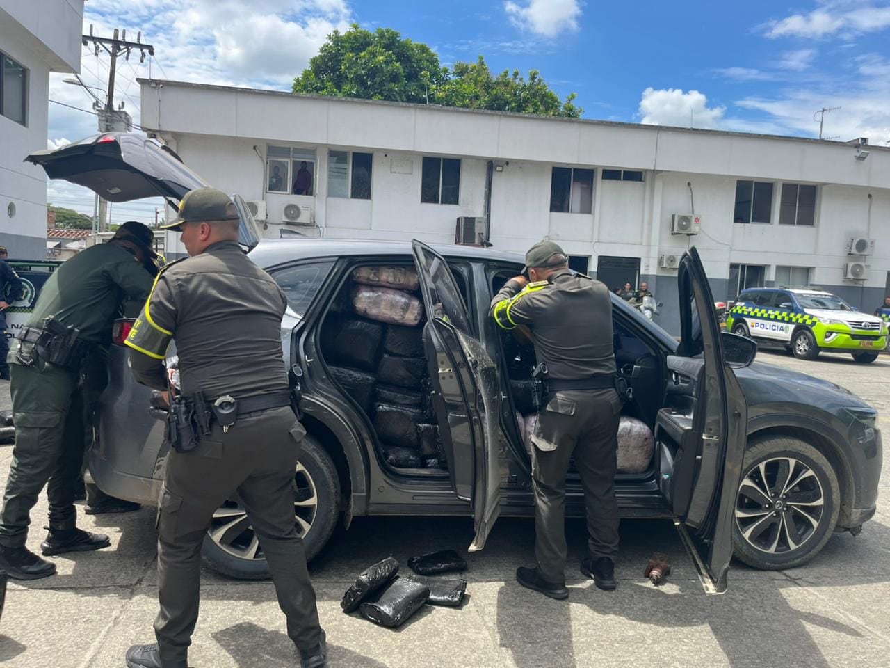 Transporte de marihuana en las carreteras del Valle.