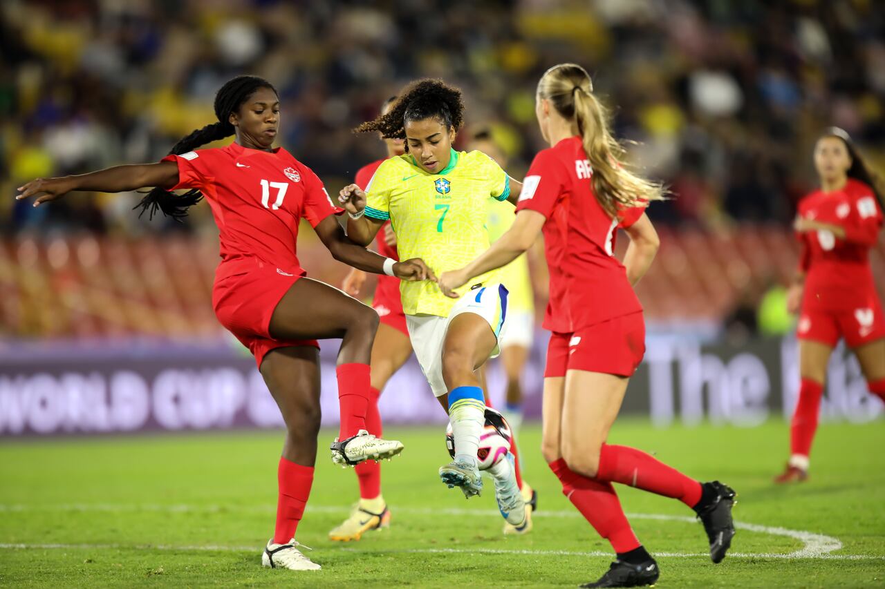 Bogotá. Septiembre 6 de 2024. Canadá enfrenta a Brasil , por la fecha 03 del Mundial femenino Sub 20 2024, en el estadio Nemesio Camacho el Campin.