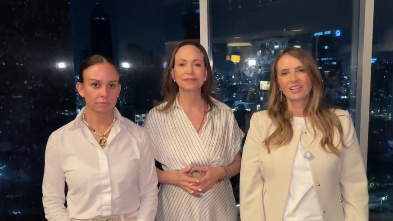 María Claudia Tarazona, María Corina Machado y Paloma Valencia hicieron parte del encuentro.