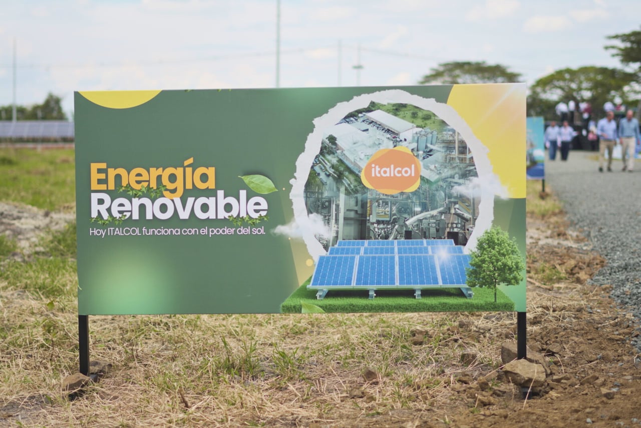 El proyecto de energía solar liderado por Italcol, permitirá cubrir el 30 % del consumo energético convencional de la operación y evitar la emisión de 1303 toneladas de CO₂ equivalente al año.