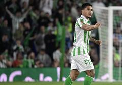 'Cucho' Hernández jugador del Real Betis.