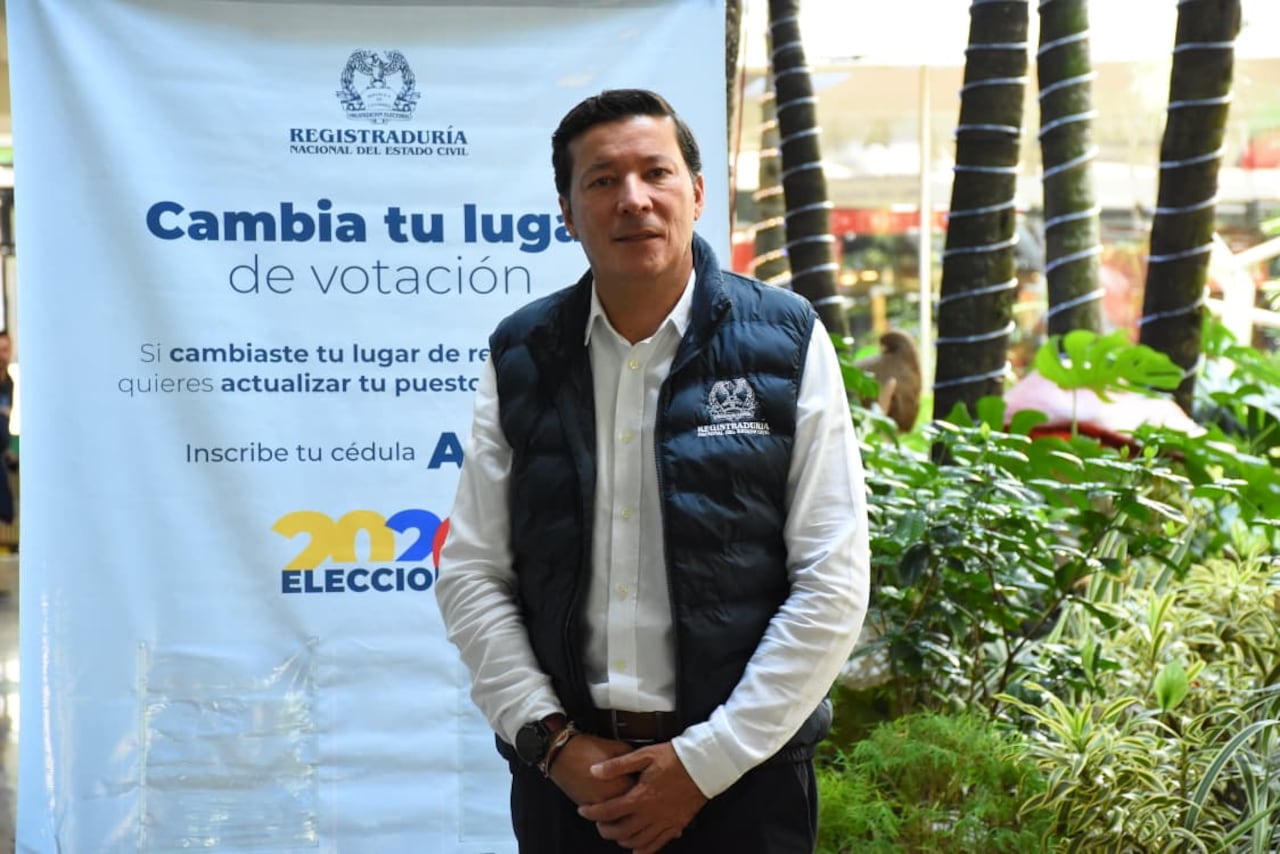 Además de los riesgos en materia de seguridad, el registrador también reconoce que existen otros riesgos, como el abstencionismo y la polarización.