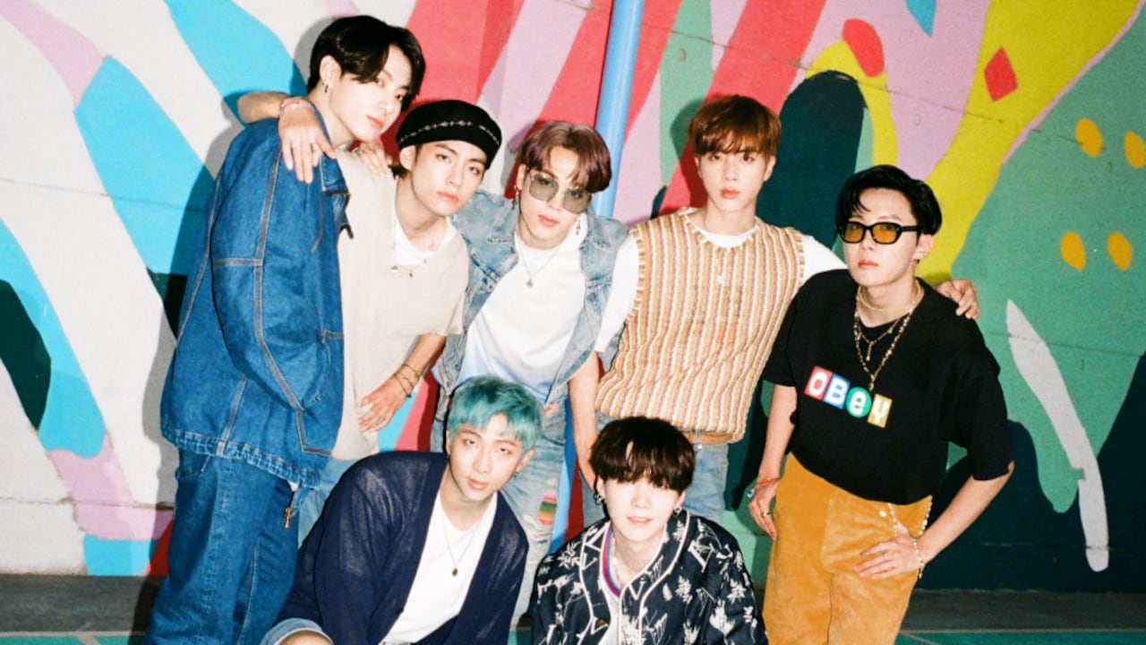 Su nuevo sencillo en inglés 'Butter' superó el récord de vistas en Youtube de 'Dynamite', su primer sencillo en inglés lanzado en agosto del 2020.