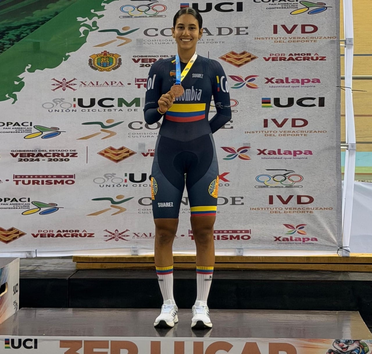 Sheylin continúa con su exigente preparación en pista y ruta, mientras se confirma el próximo certamen del calendario nacional.