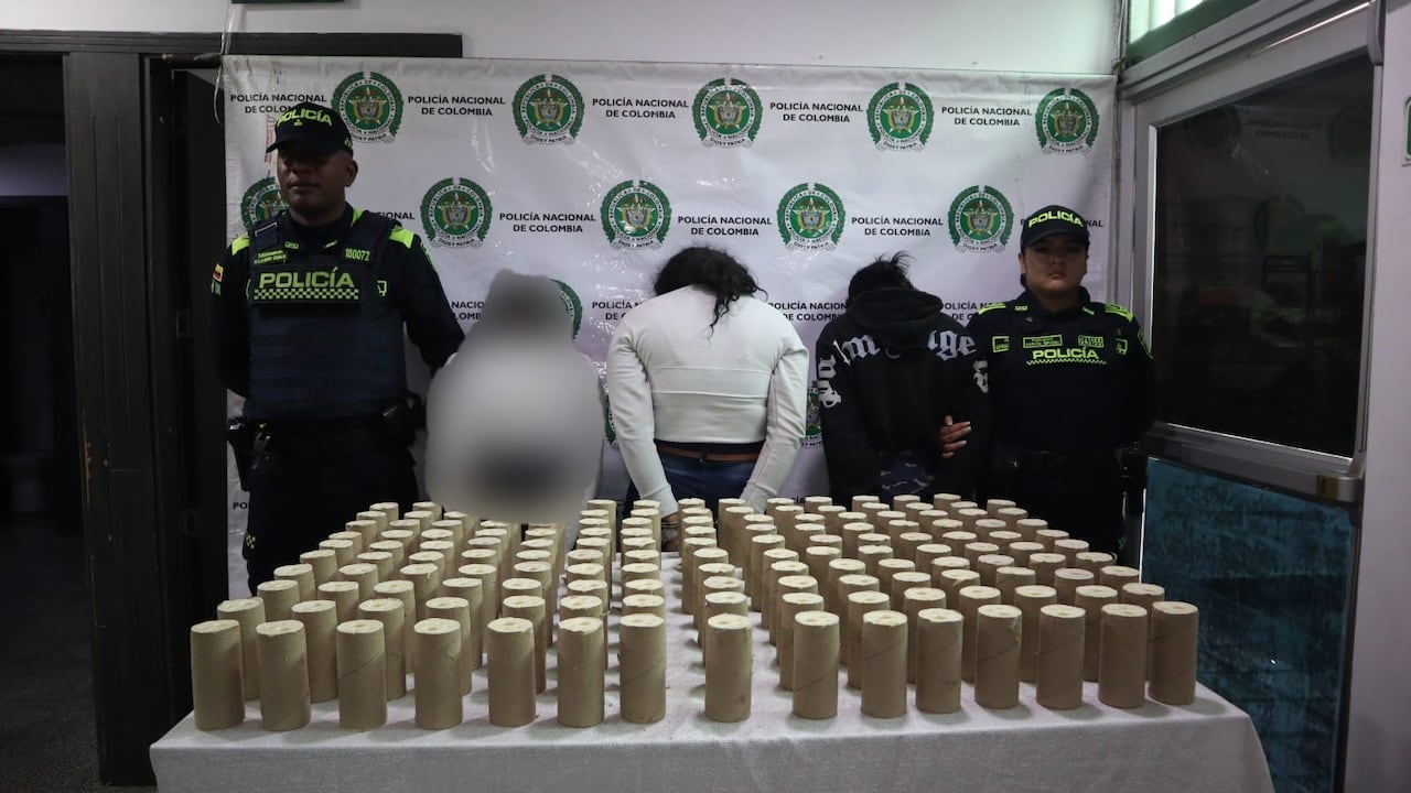 Las mujeres detenidas son de origen extranjero. El cargamento era pesado y muy peligroso.