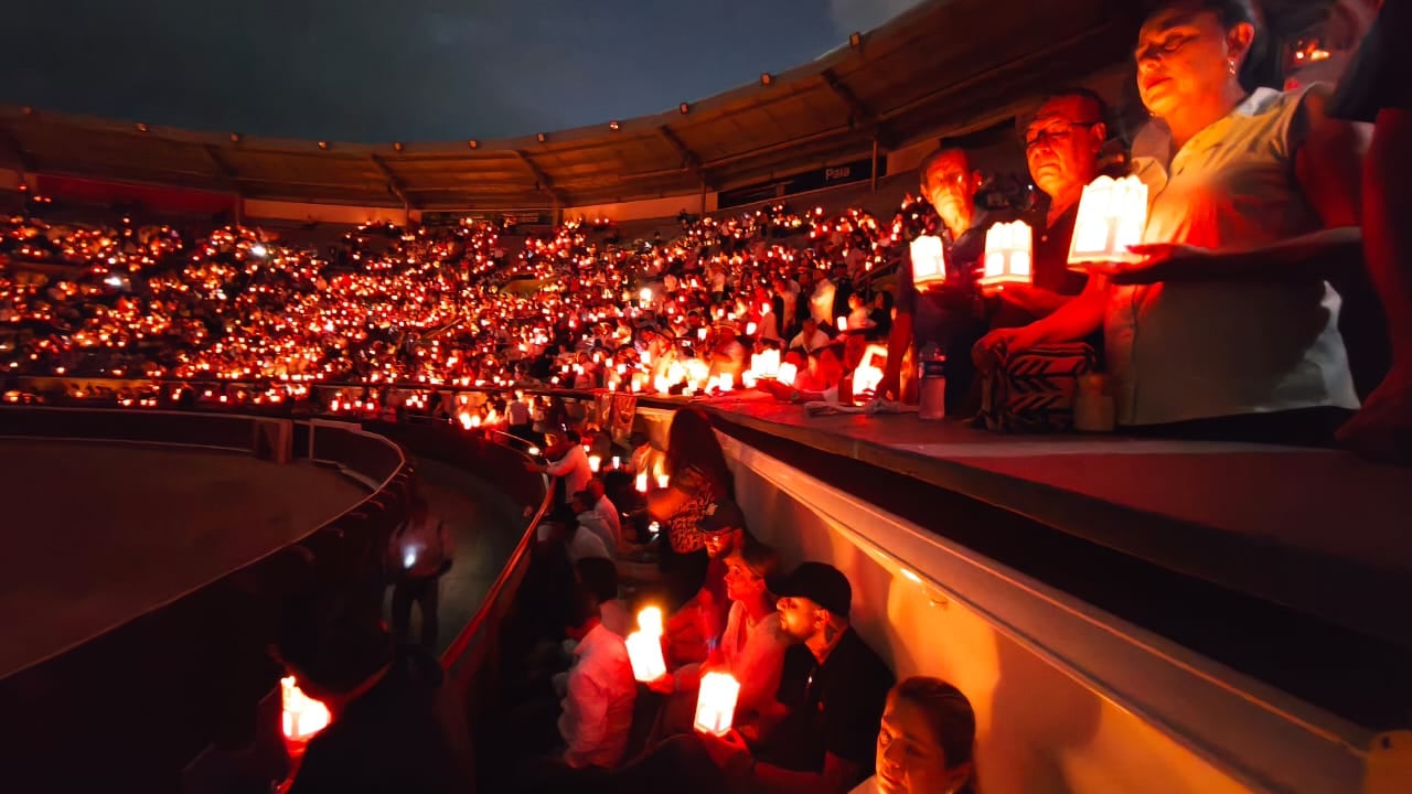 Así se engalanó Cañaveralejo para rendir tributo a la Virgen de La Macarena, en la antesala del festival taurino.