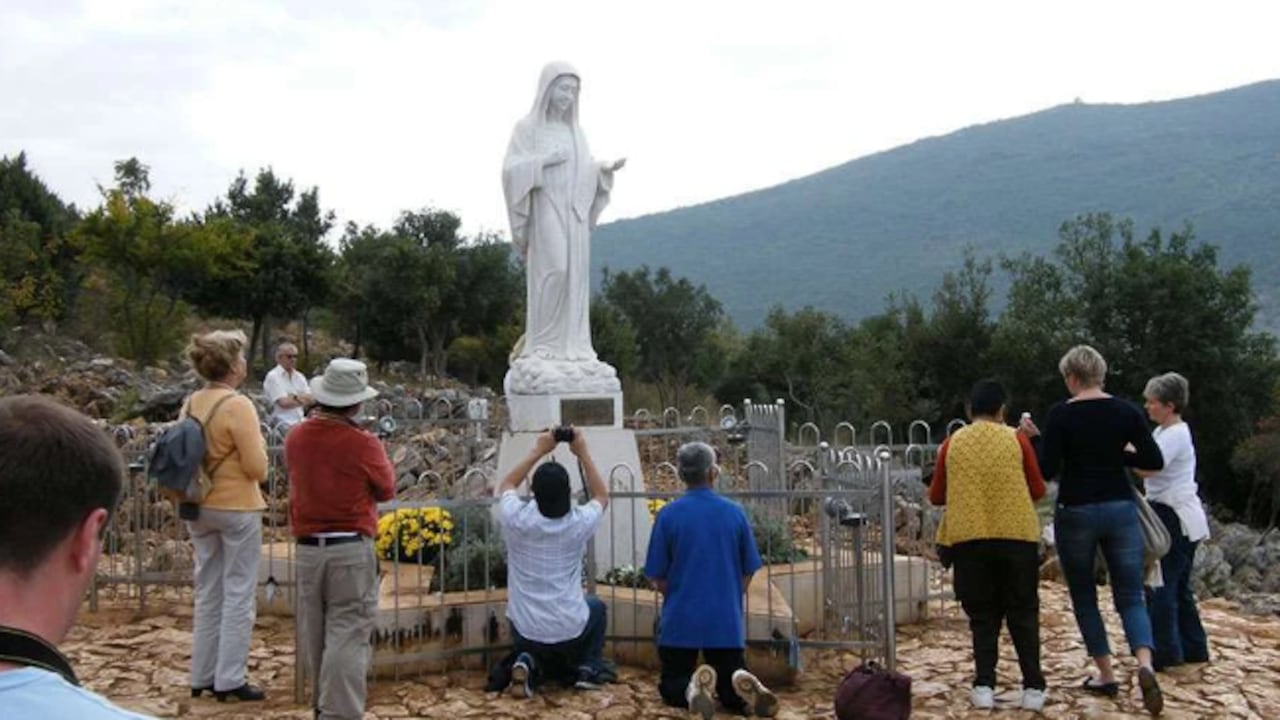 La Virgen de Medjugorje es conocida como la Virgen de la Paz.