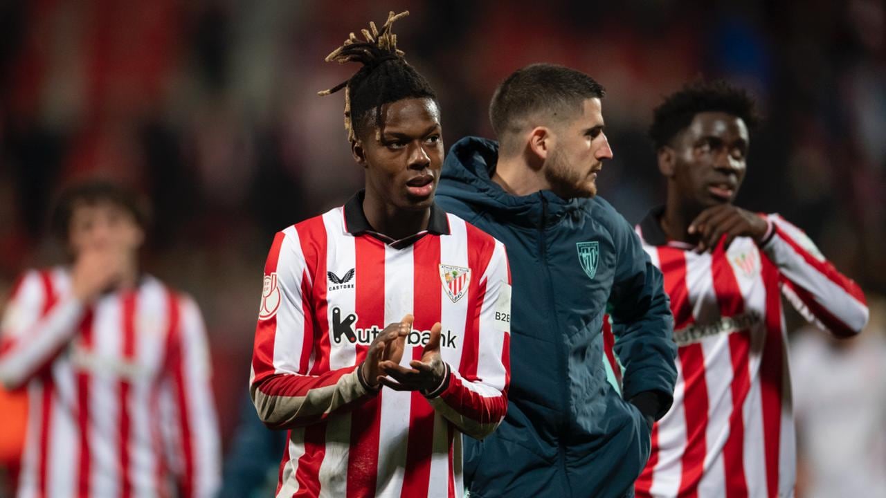 Jugadores del Athletic Club de Bilbao celebran la consecución de la victoria en la Copa del Rey.