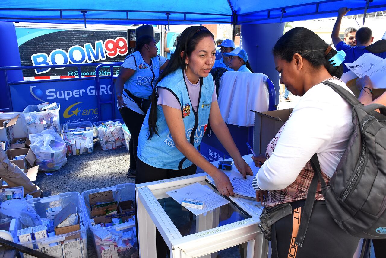 Gira comunera emisora Boom en alianza con El País de Cali.