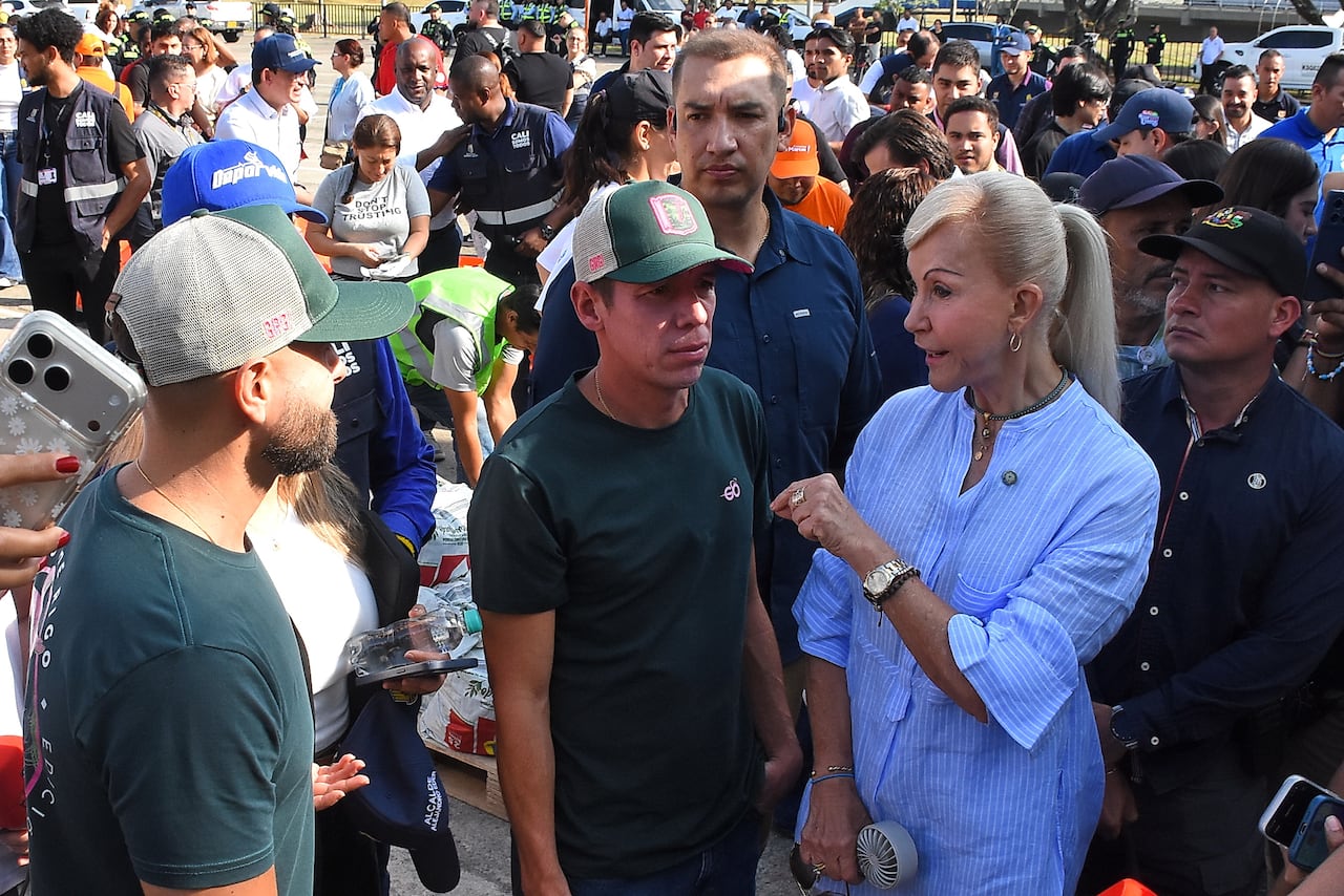 Entrega de Ayudas Rigoberto Urán a Damnificados por el Terremoto en Cali y el Valle.