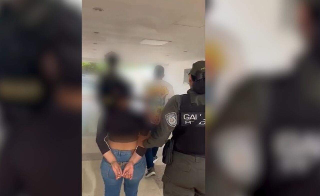 Se espera que un juez de control de garantías avale la captura de estos dos presuntos extorsionistas, indicó el Ejército.