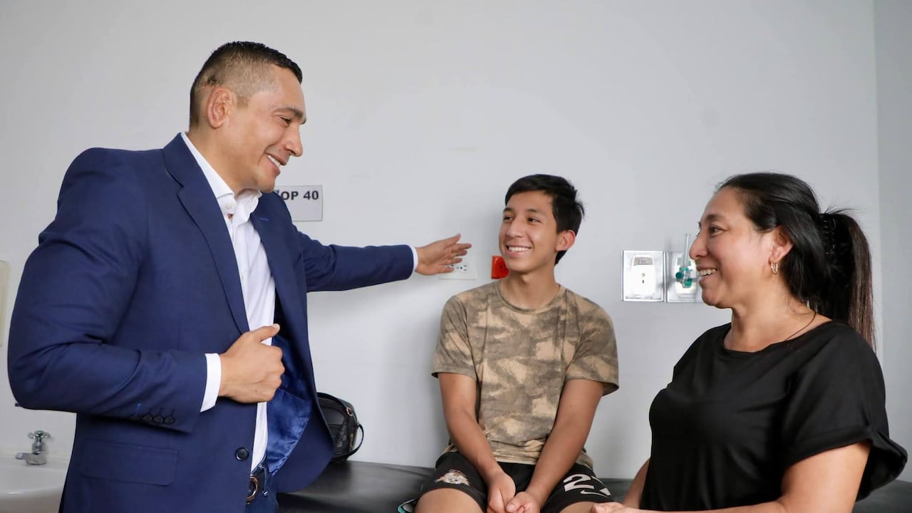 Compañeros, docentes y familiares de Duván se movilizaron durante los días de su desaparición con plantones y eucaristías para exigir avances en la búsqueda del estudiante.