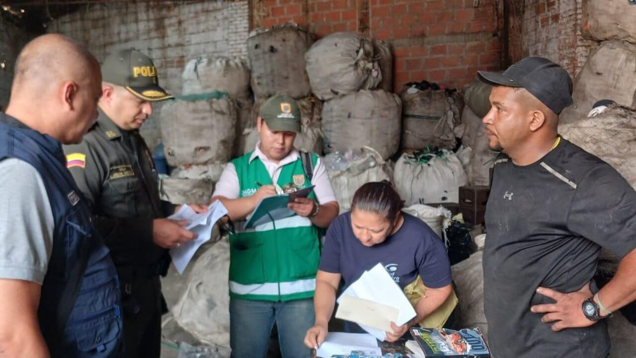 Operativos en las bodegas de reciclaje de Cali