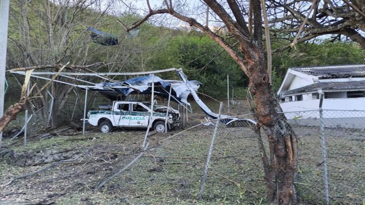 Ataque con carrombomba contra la Policía en El Patía, Cauca