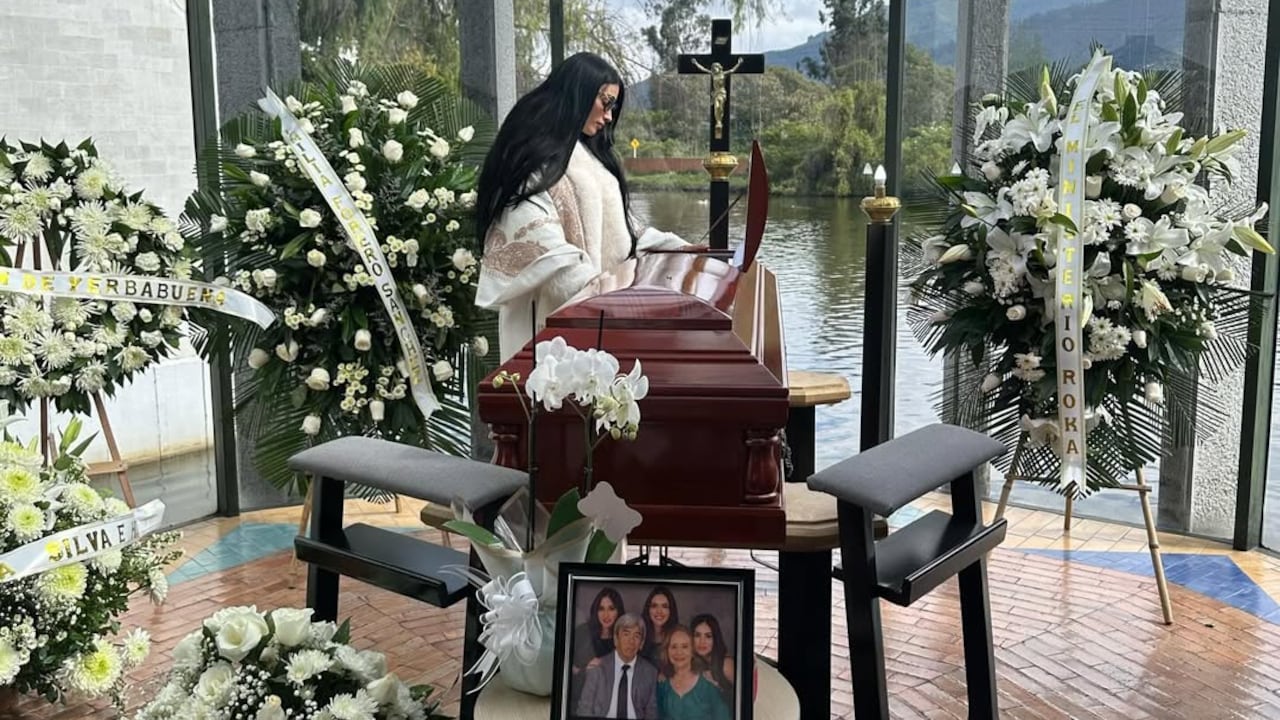 Jessica Cediel en el funeral de su padre