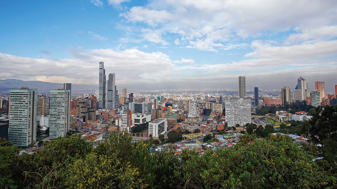 Las universidades públicas y privadas de Bogotá han sido blanco del ELN. Las autoridades están en máxima alerta por su influencia ideológica y reclutamiento de jóvenes.