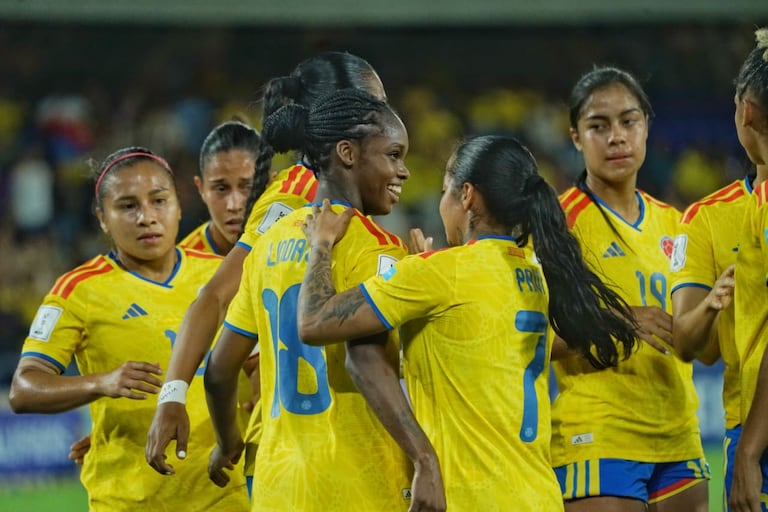 Imagen del partido entre Colombia y Chile por la fecha 6 de la Liga de Naciones Femenina.