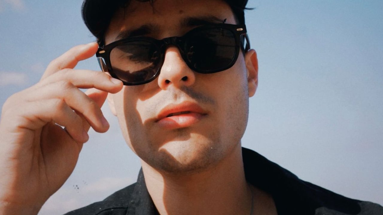 Magna estrenó su tema musical 'Luna'.