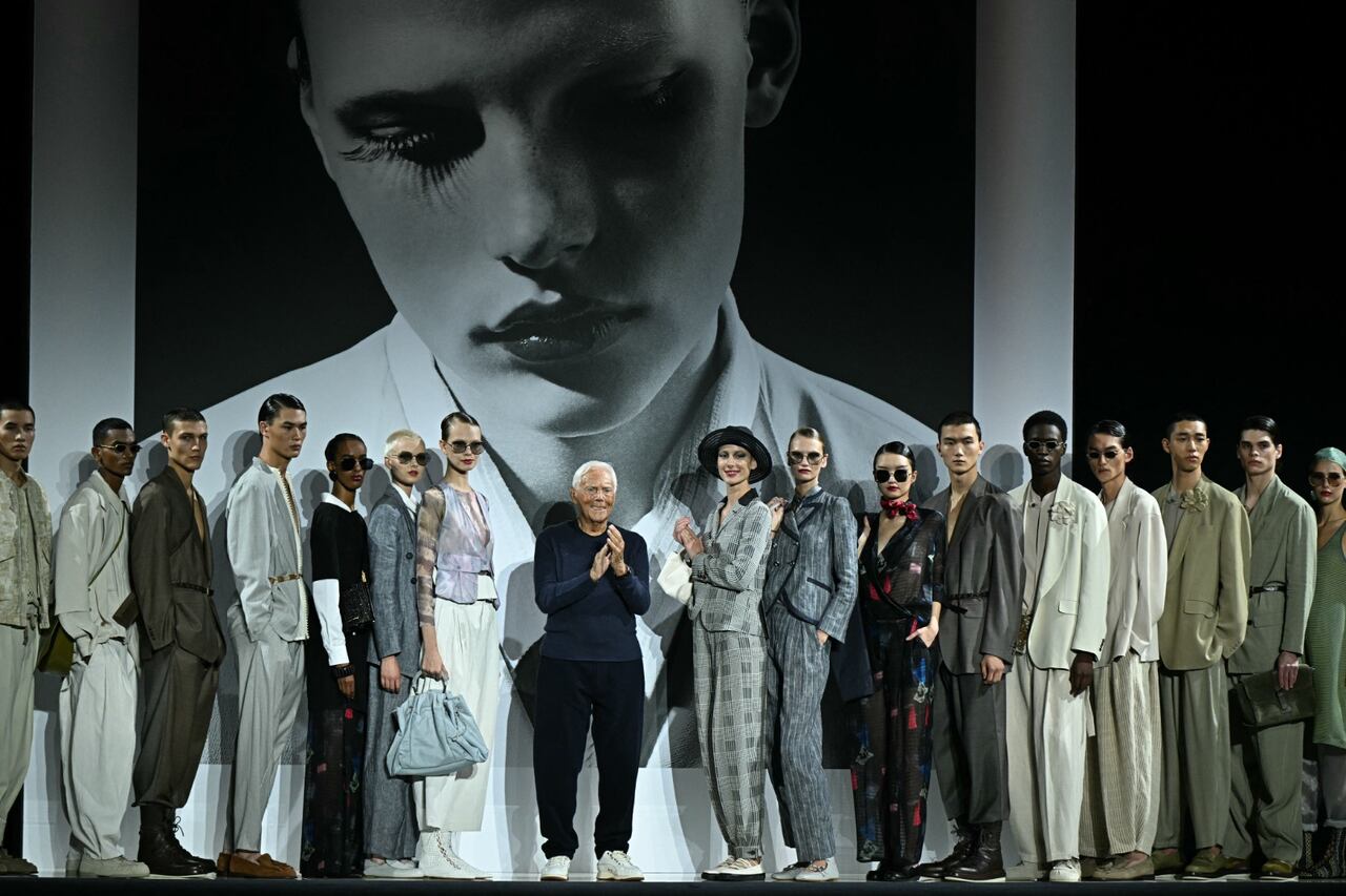 El Grupo Armani aseguró que el diseñador "trabajó hasta el final, dedicándose a la empresa, a las colecciones y a proyectos futuros.