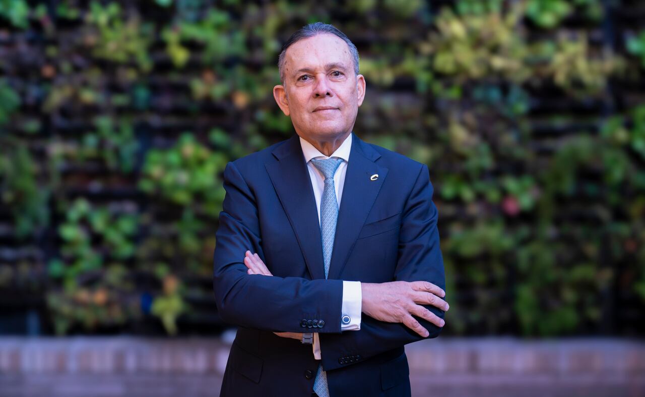 Efraín Cepeda asumirá la presidencia del Congreso hasta el 20 de julio de 2025.