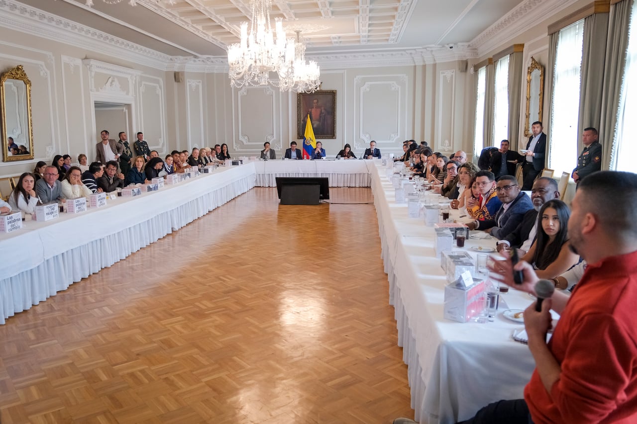 La reunión se llevó a cabo en medio de la suspensión del proceso de empalme presidencial.