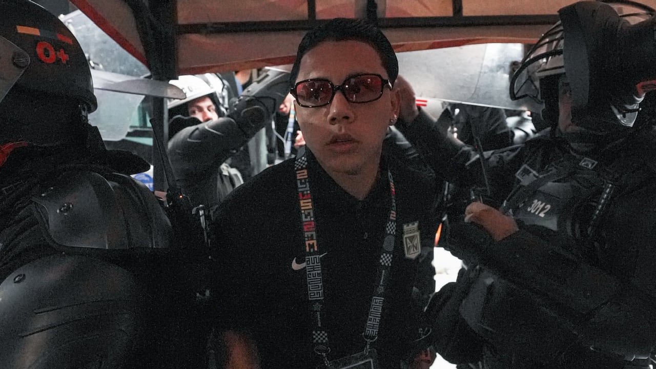 Kevin Parra, volante de Atlético Nacional, llegando al partido ante Cúcuta Deportivo