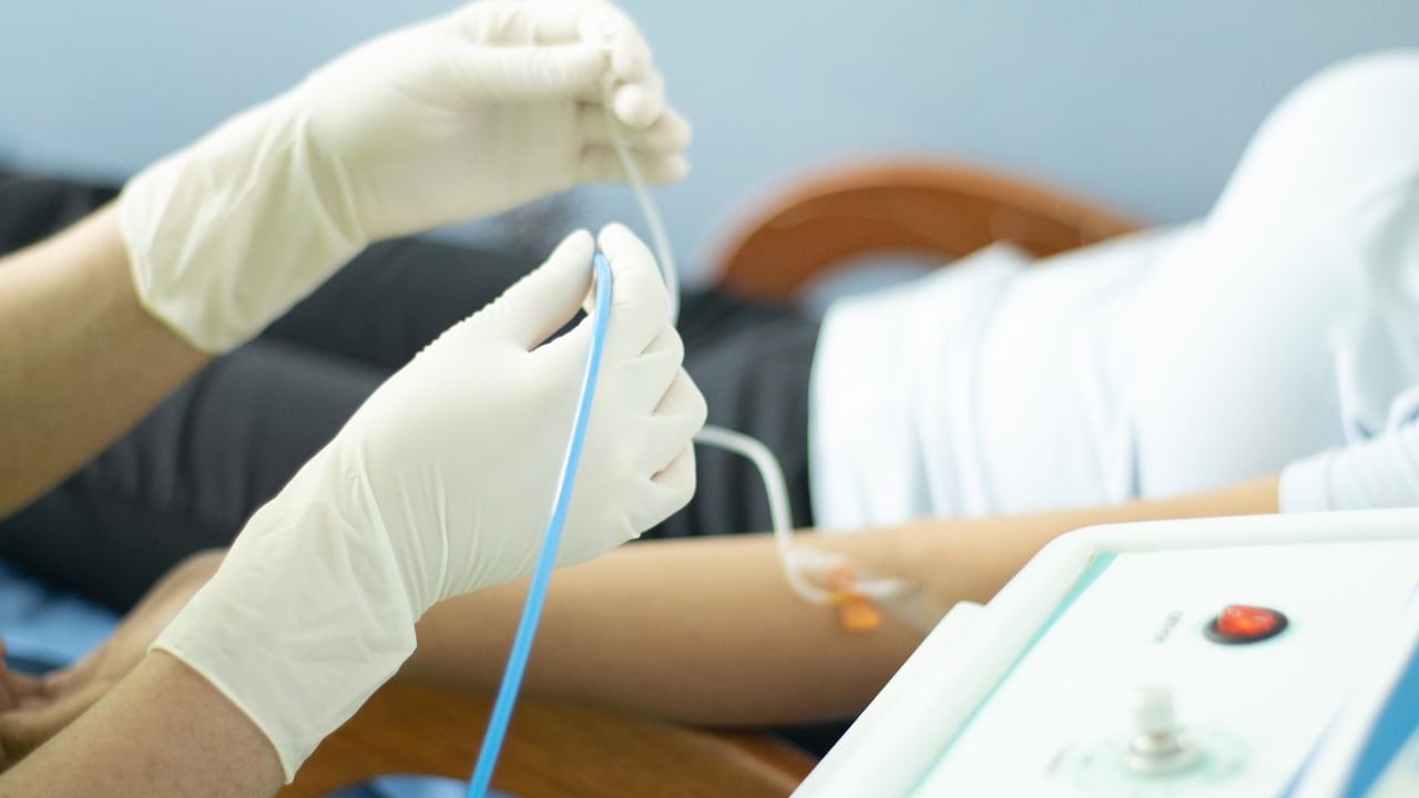 Esta terapia devuelve el oxígeno a las células, revitaliza los tejidos, rejuvenece los órganos y mejora el desempeño general de las funciones orgánicas.