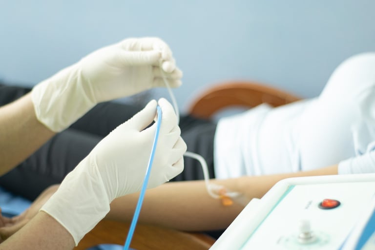 Esta terapia devuelve el oxígeno a las células, revitaliza los tejidos, rejuvenece los órganos y mejora el desempeño general de las funciones orgánicas.