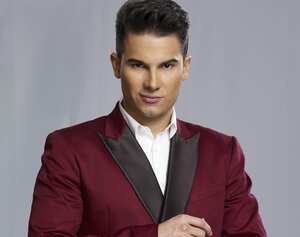 Pipe Bueno, cantante colombiano.