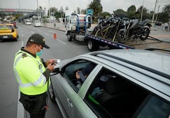 ¿Cuál es el precio para obtener o renovar la licencia de conducción en Colombia?