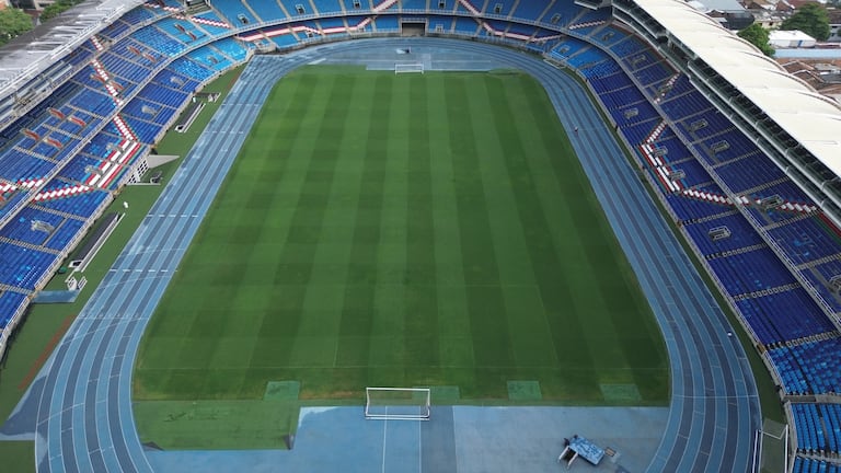Panorámica del Estadio Olímpico Pascual Guerrero tras la inspección técnica que confirmó que su estructura principal no sufrió daños por el sismo del 10 de agosto.
