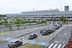Parqueaderos Aeropuerto Alfonso Bonilla Aragón.