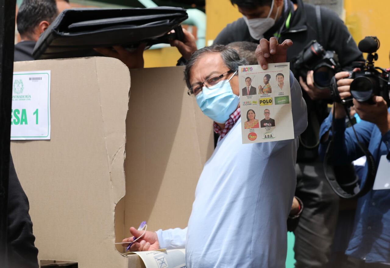 Voto Gustavo Petro , vota elecciones