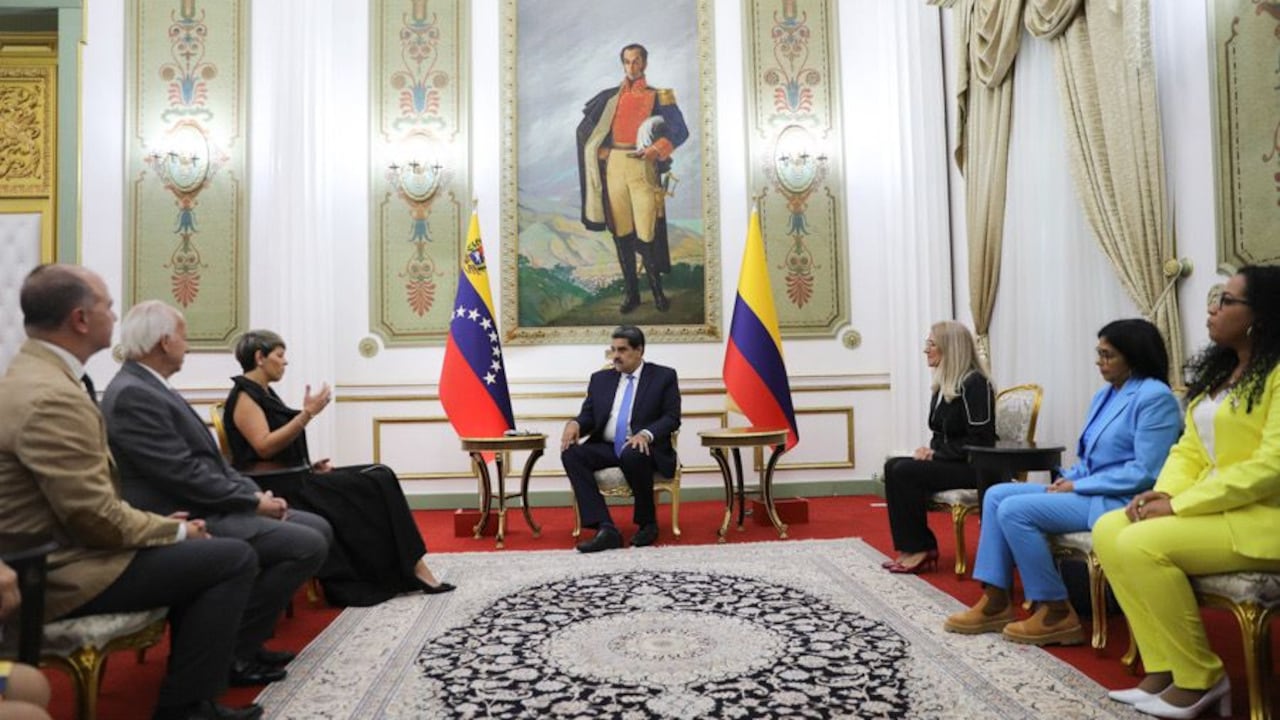 Primera dama Verónica Alcocer y el presidente de Venezuela Nicolás Maduro