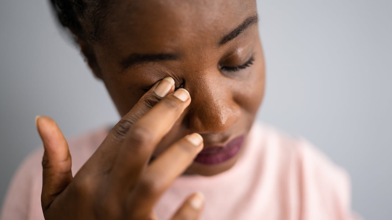 Descubra los pasos clave para eliminar una inflamación del párpado conocida como orzuelo y decirle adiós.