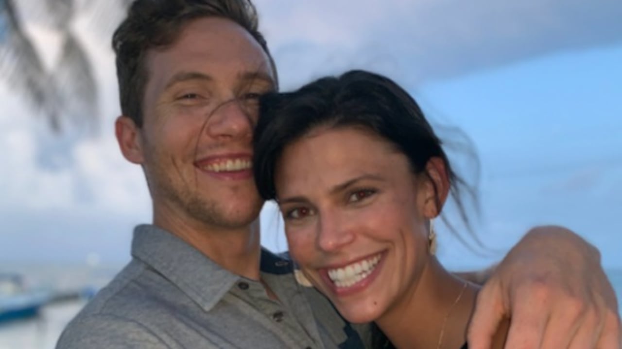 Spencer Tepe, un reconocido dentista de 37 años, con múltiples impactos de bala, y a su esposa, Monique Tepe, fueron encontrados muertos en su vivienda.