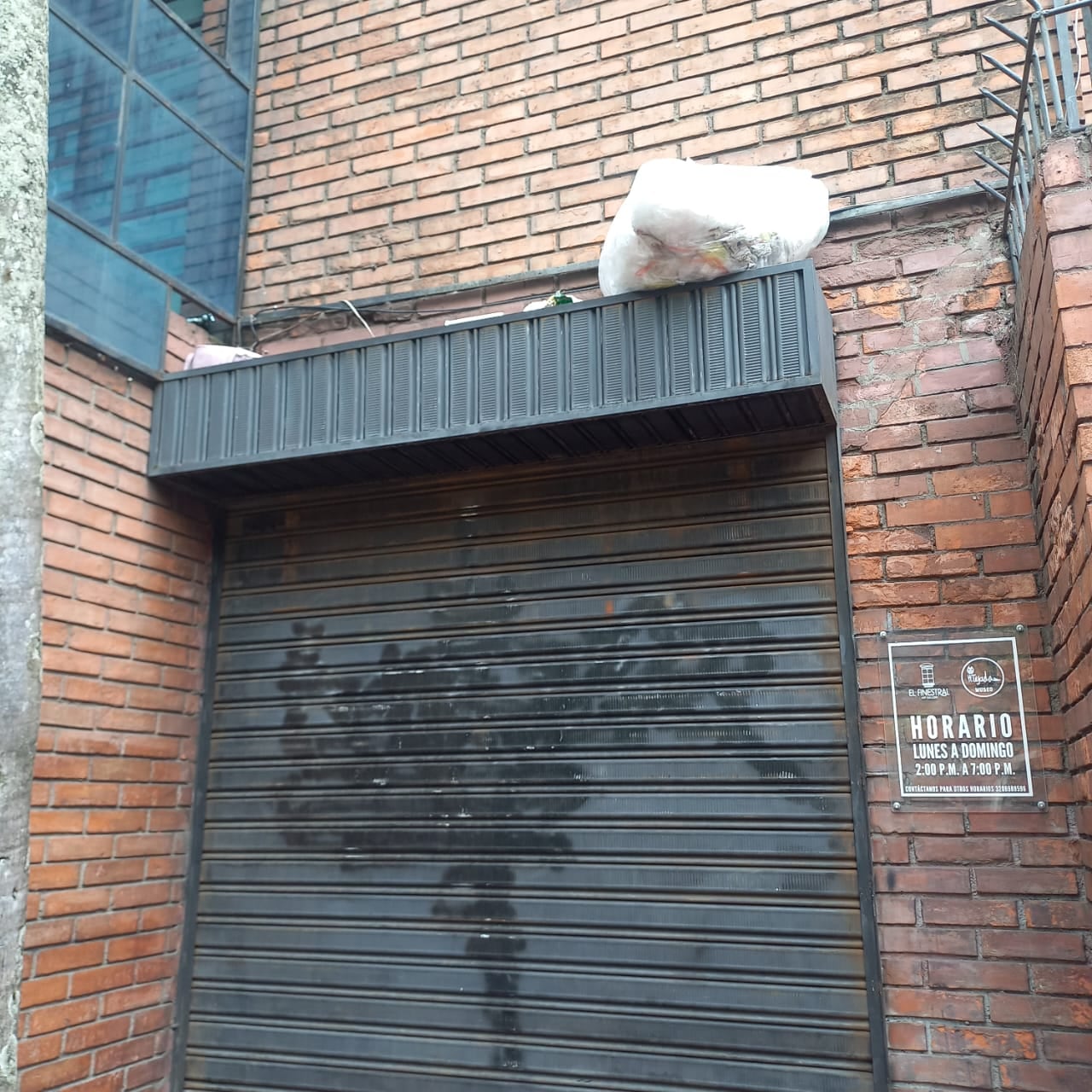 El Finestral reportó daños en su acceso principal tras un nuevo hecho de inseguridad registrado en el sector turístico del oeste de Cali.