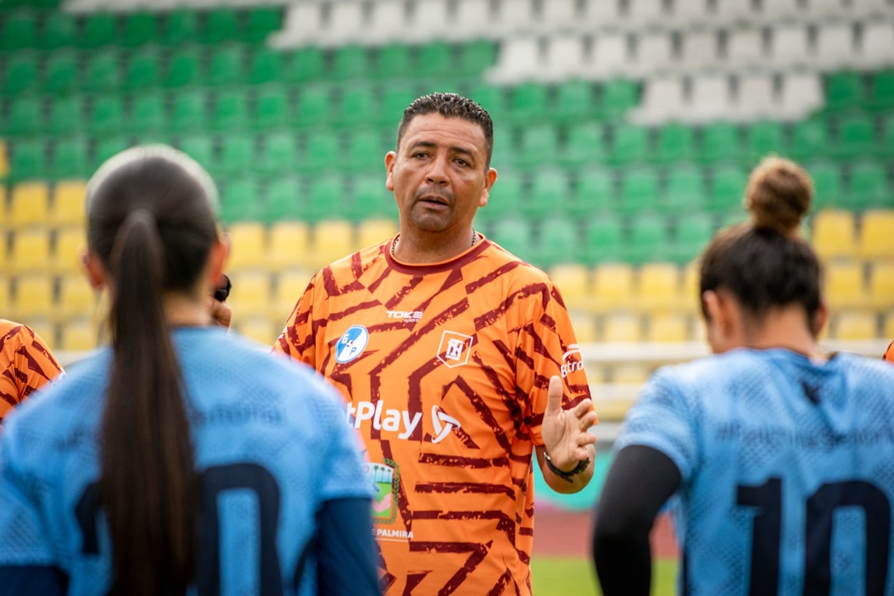 El equipo de Palmira juega este sábado un partido clave para clasificar a las finales.
