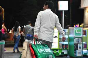 El consumo de los hogares en el Valle del Cauca también ha sido clave para dinamizar la economía. Este año las familias del Valle ha recibido más de $800 millones en giros de sus familias.