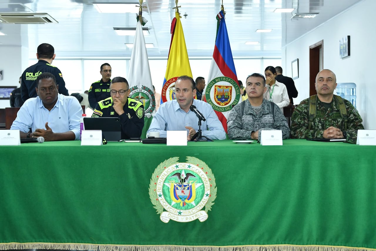 El alcalde Alejandro Eder anunció las medidas de seguridad que se adoptarán.