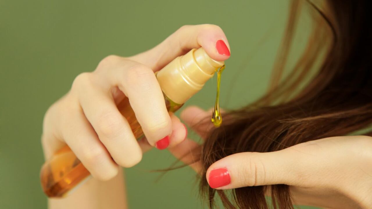 Aceite para el cabello.