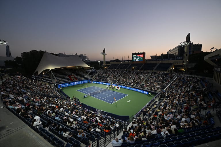 Torneo de tenis se cancela en Emiratos Árabes Unidos por los peligros de Medio Oriente.