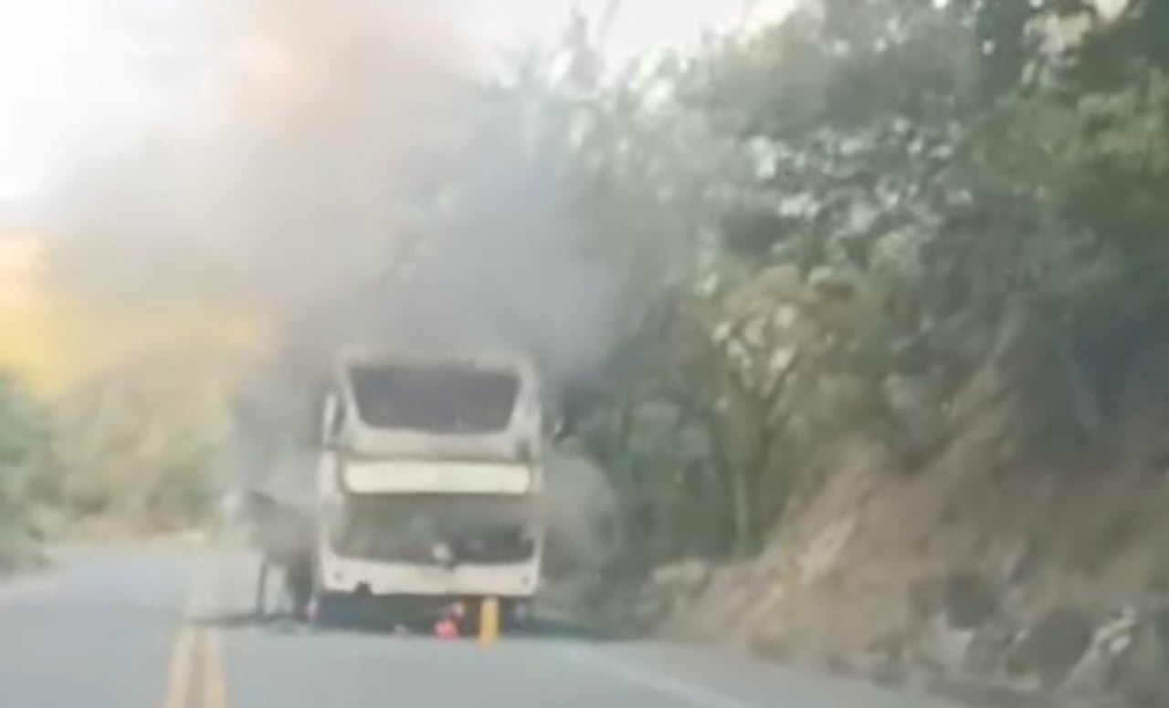 Autoridades descartaron acción delictiva en la incineración de un vehículo en el sur del Cauca.