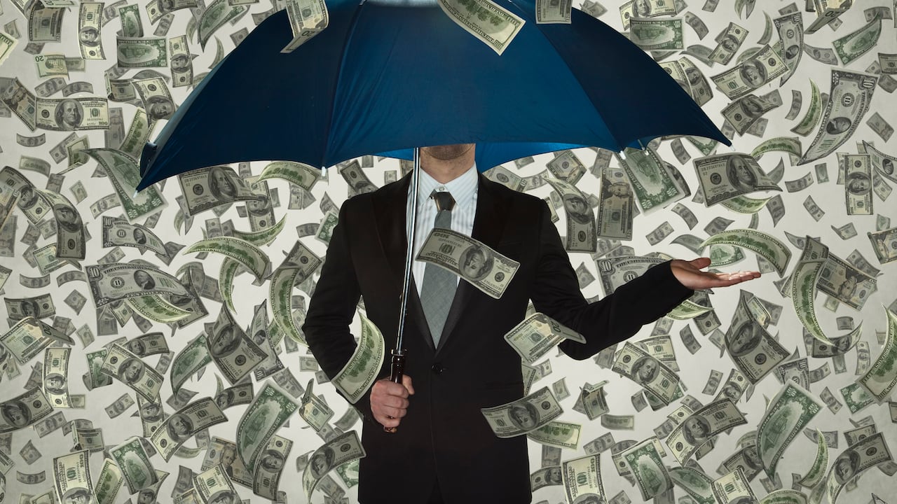 Joven de 19 años entre los 100 más ricos del mundo.