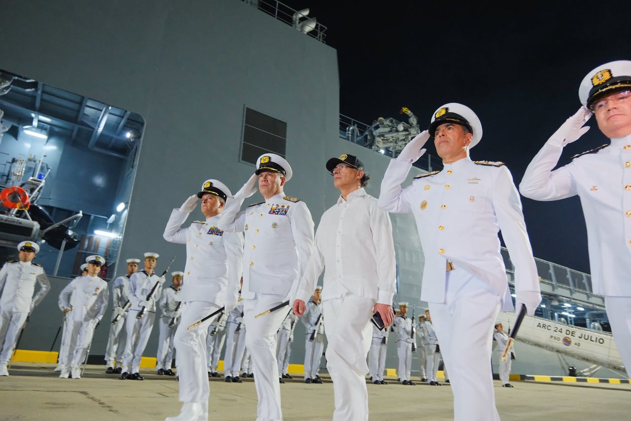 El Presidente Gustavo Petro entregó la patrullera oceánica ARC '24 de Julio'