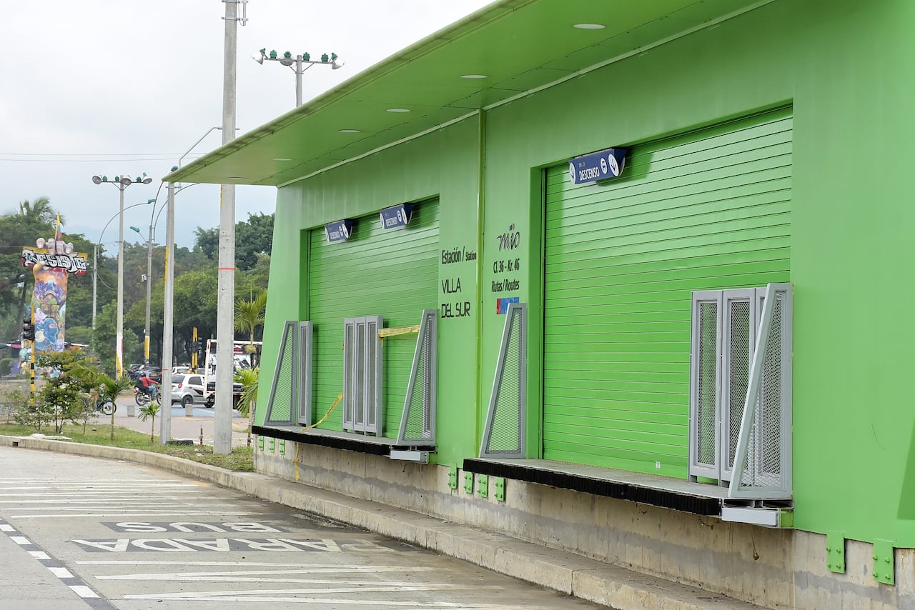 La Troncal Oriental estará abierta al público el 17 de junio, una construcción que espera movilizar alrededor de 60.000 pasajeros diariamente y solucionar los problemas de movilidad del oriente de la ciudad.