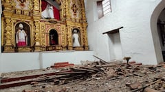 Las imágenes del retablo principal, incluida la Virgen de la Merced, no sufrieron daños pese a la caída de parte de la estructura cercana.