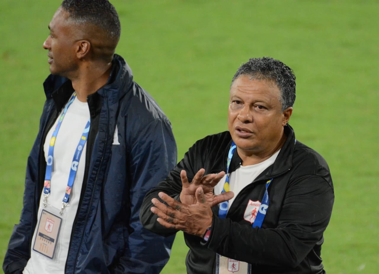 Alex Escobar, asistente técnico y DT encargado del América de Cali.
